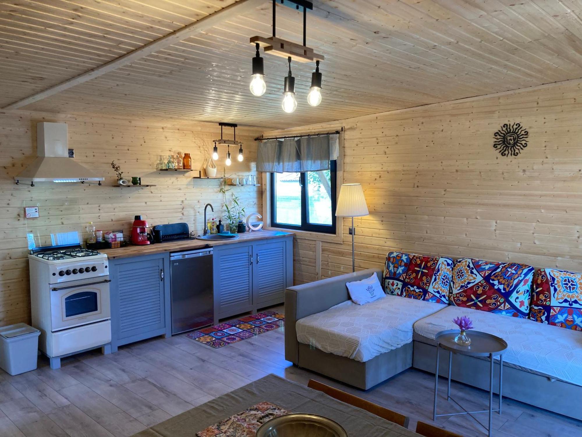 Bran White Clouds House And Chalet Bagian luar foto
