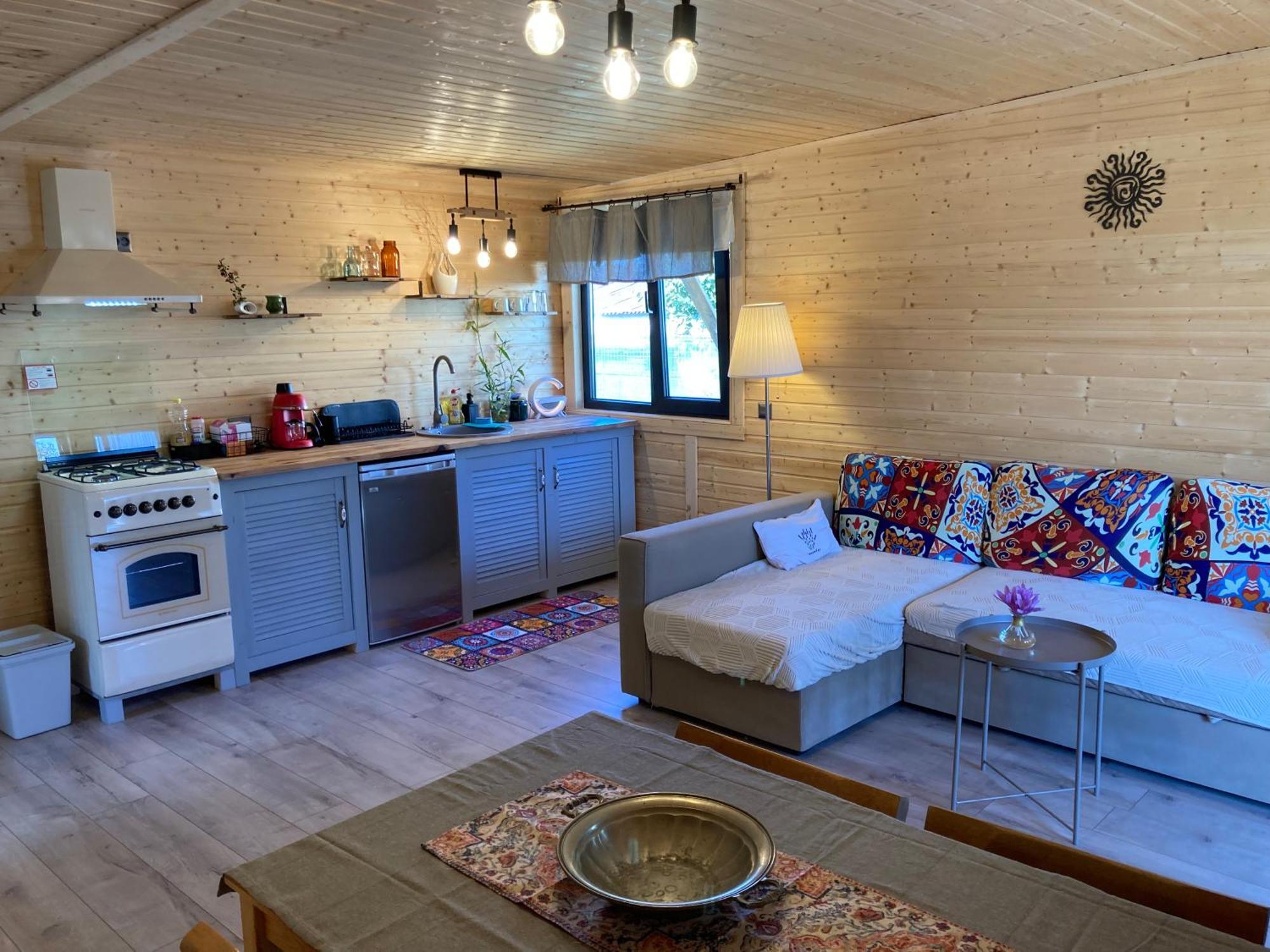 Bran White Clouds House And Chalet Bagian luar foto