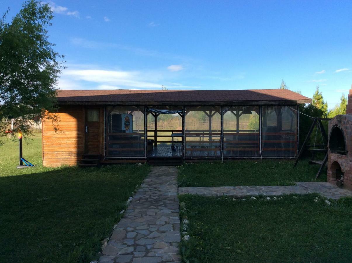 Bran White Clouds House And Chalet Bagian luar foto
